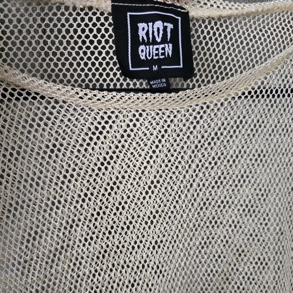Riot Queen Net Mesh Sheer Long Sleeve Top Raw Hem Size M Cream - Picture 2 of 3